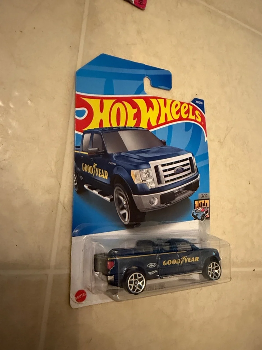 NWT Hotwheels bundle - Picture 8 of 12